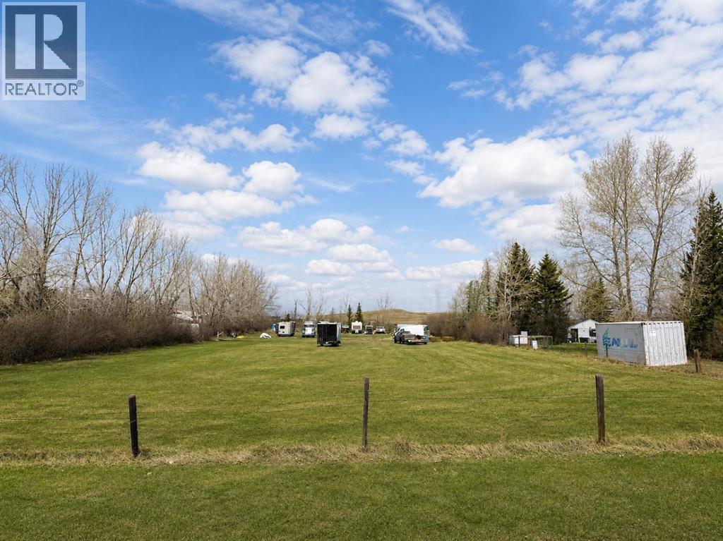 292234 Township Road 264 - 18