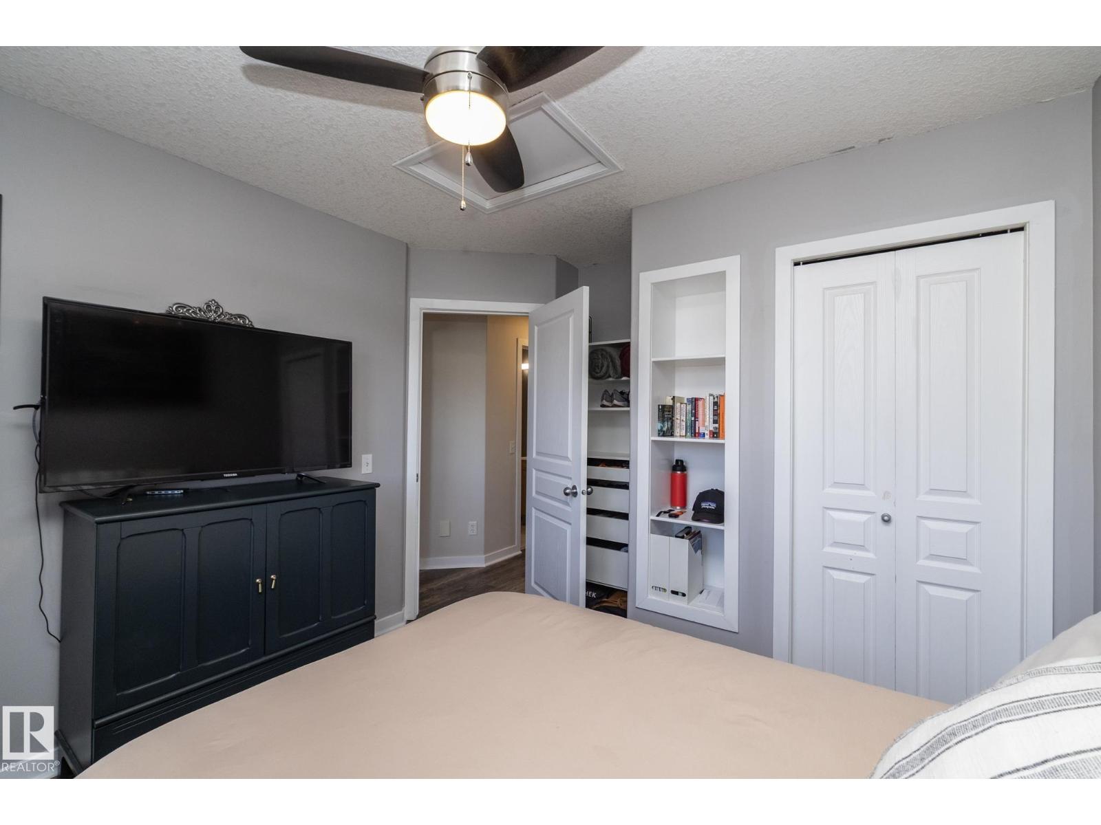 4204 161 AV NW - 12