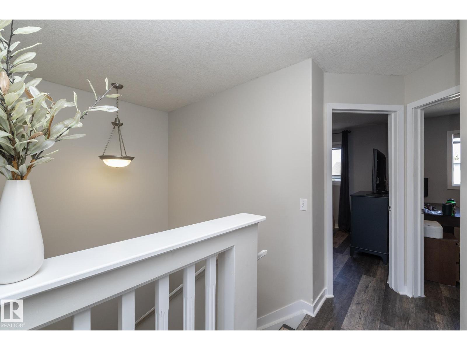 4204 161 AV NW - 14