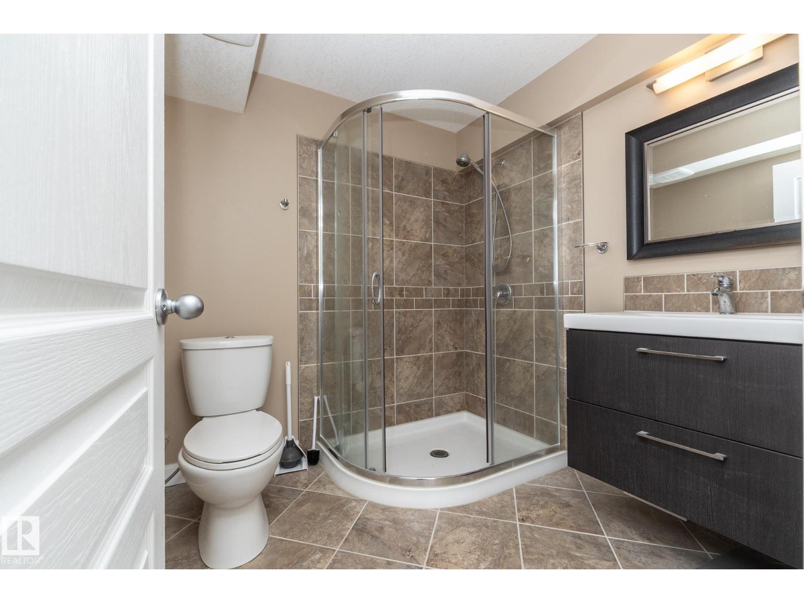 4204 161 AV NW - 15