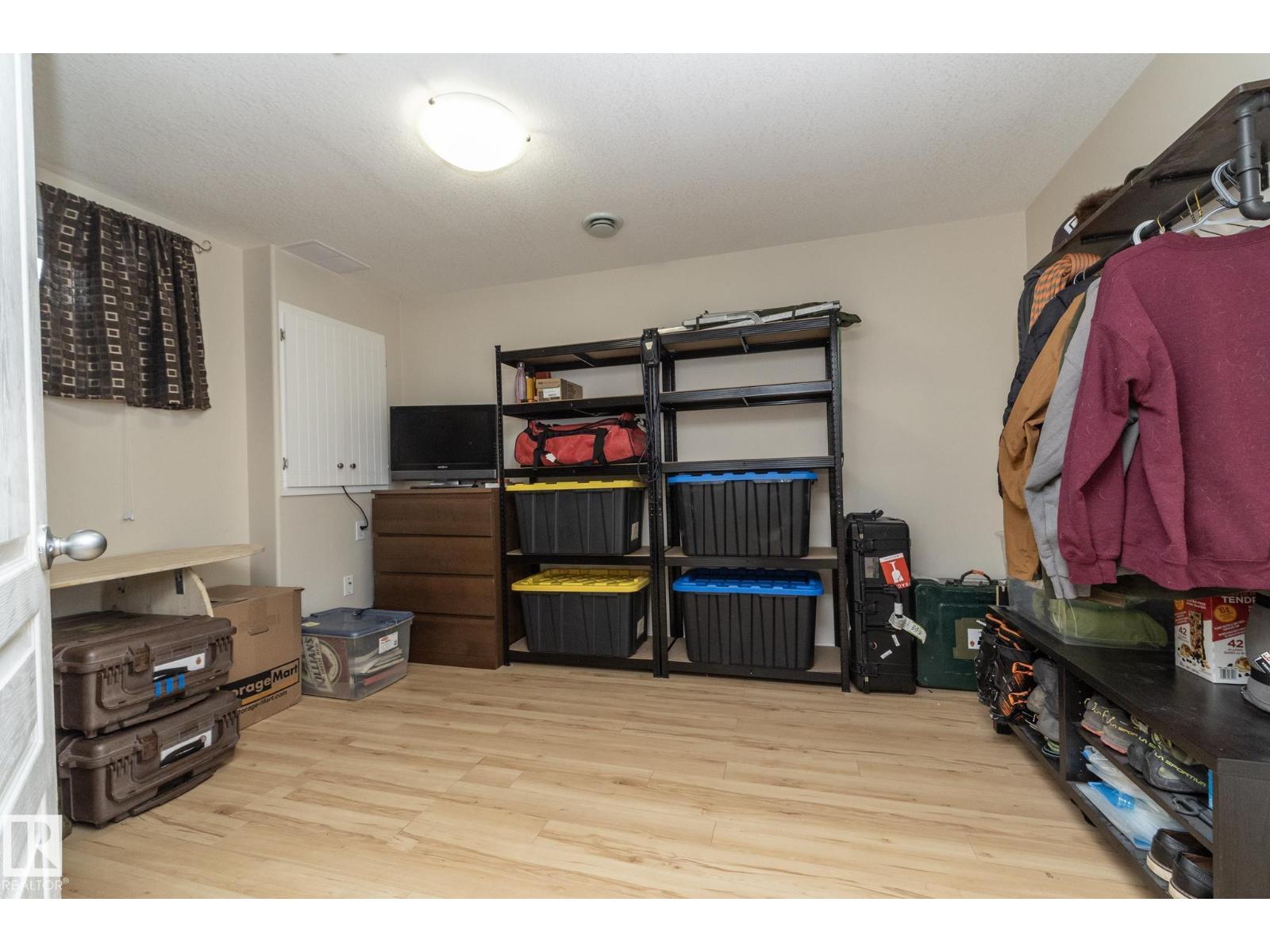 4204 161 AV NW - 17