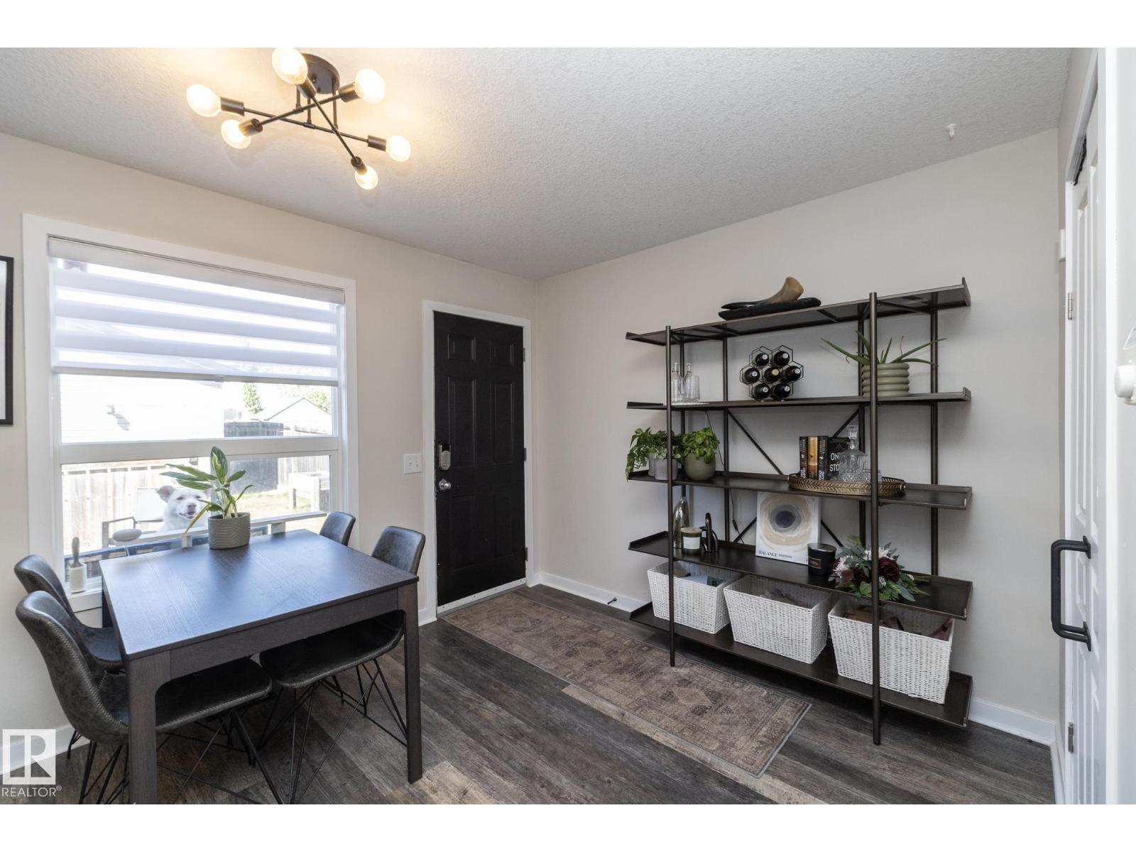 4204 161 AV NW - 6