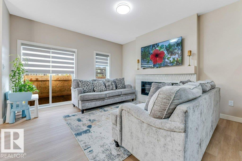 1459 Cherniak WY SW - 11