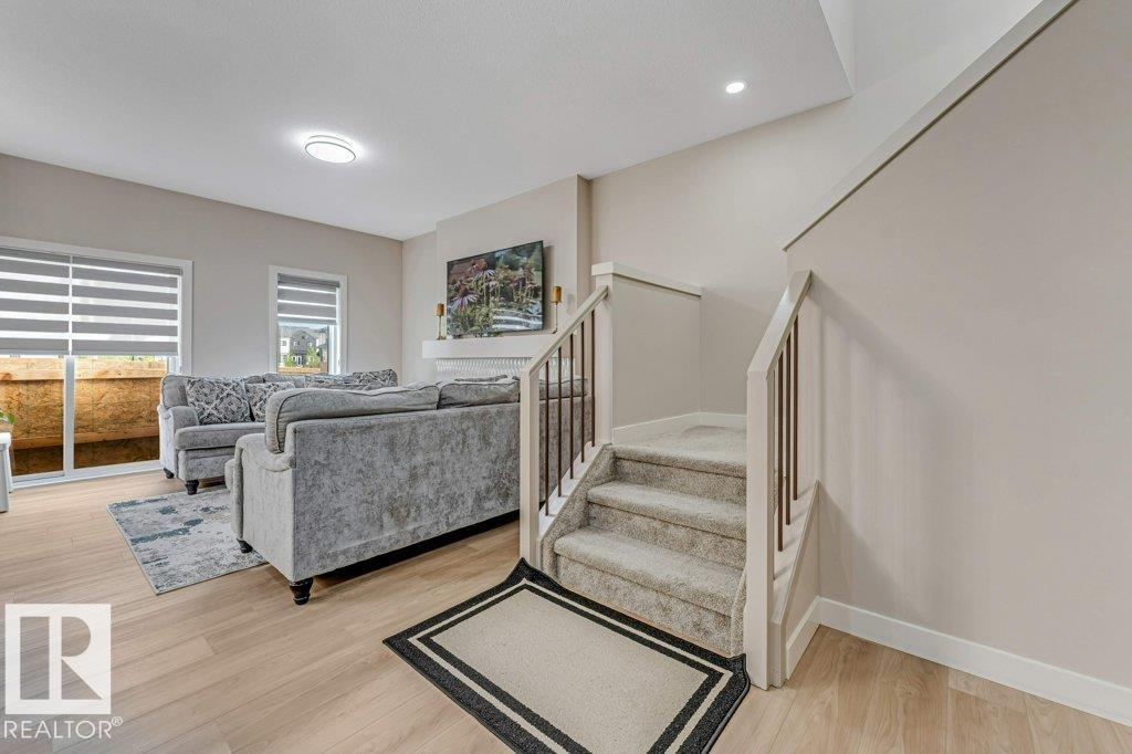 1459 Cherniak WY SW - 17