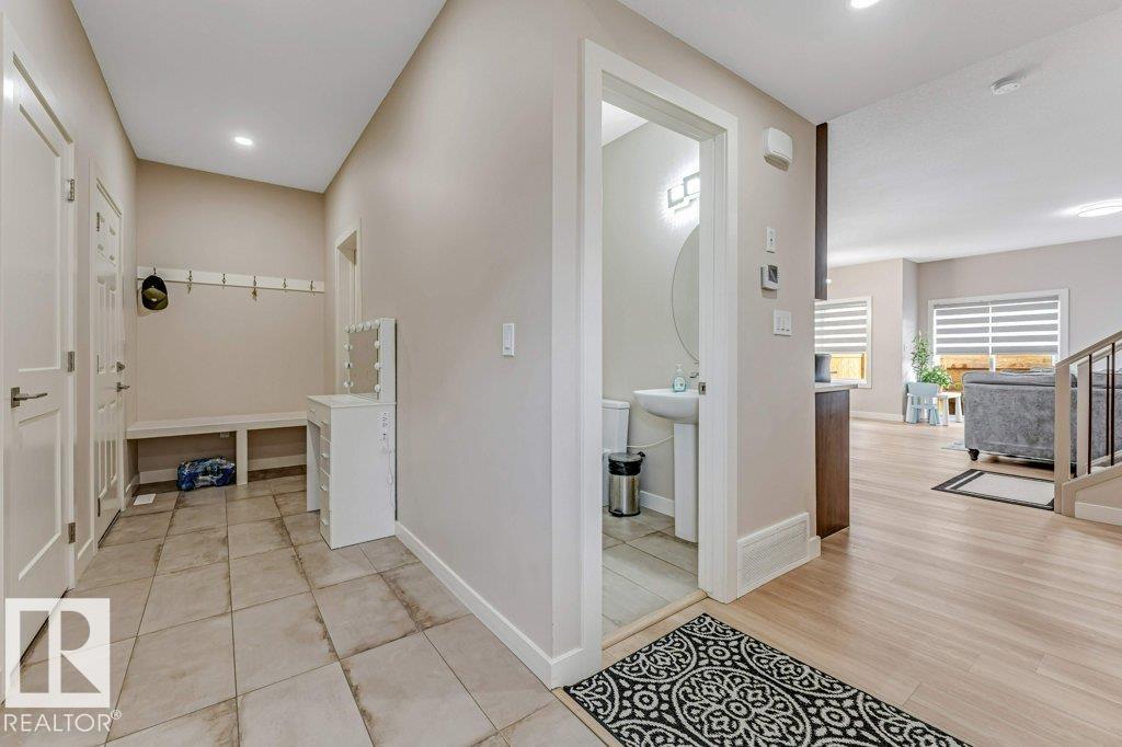 1459 Cherniak WY SW - 47