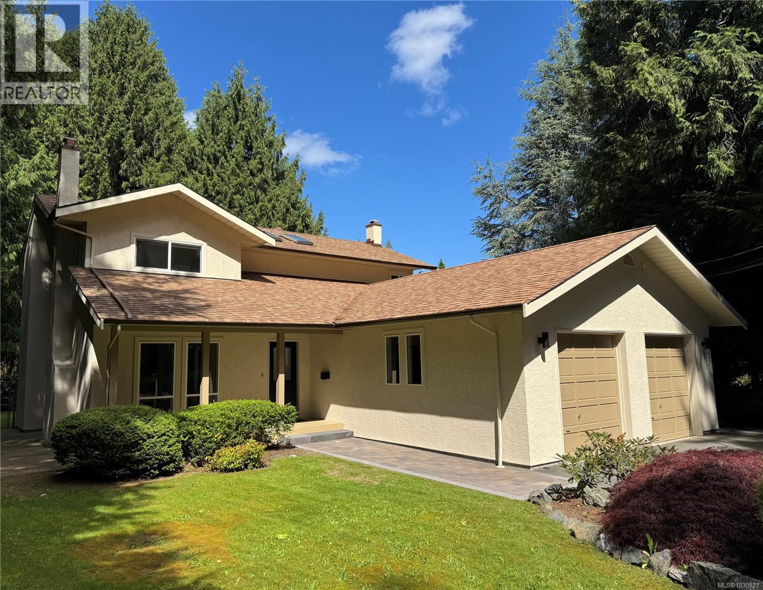  5180 Rutli Meadows Place, Saanich