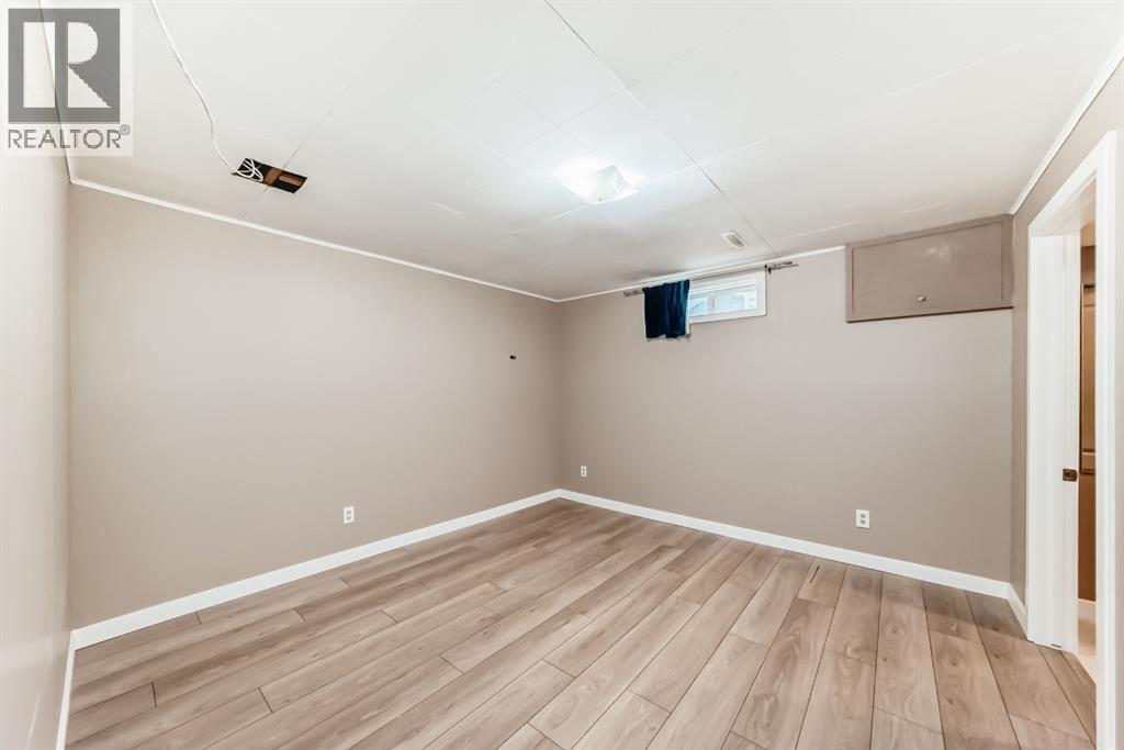 4603 41 Street NW - 29