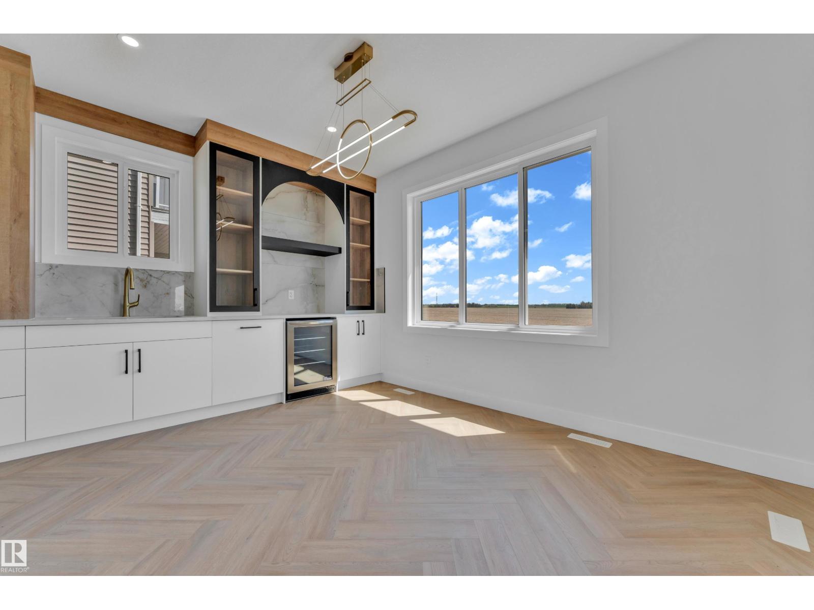 2631 64 AVE NE - 21