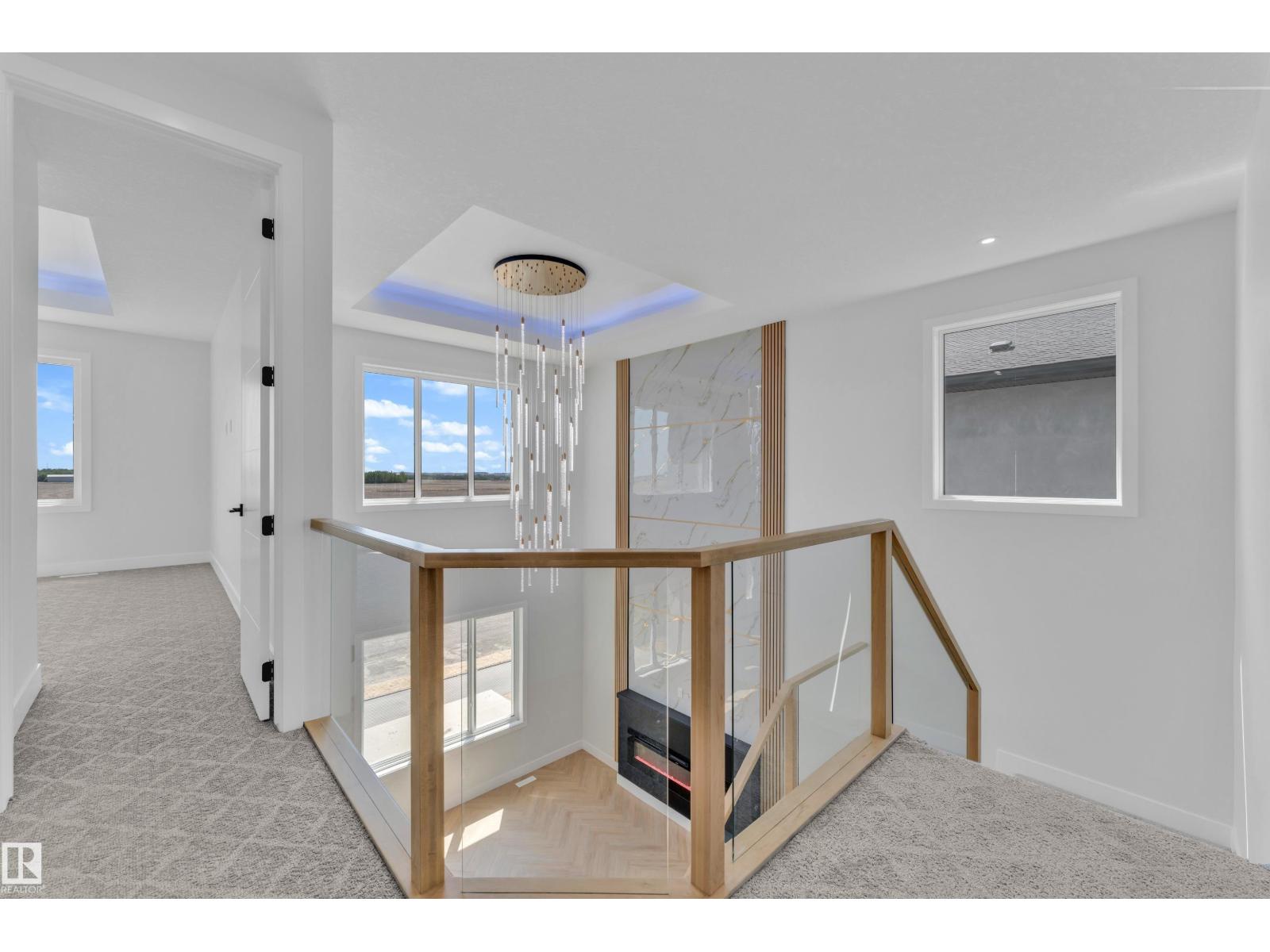2631 64 AVE NE - 28