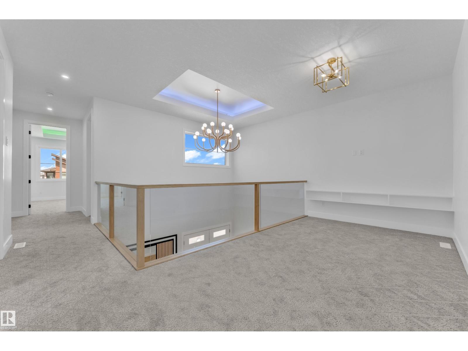2631 64 AVE NE - 34