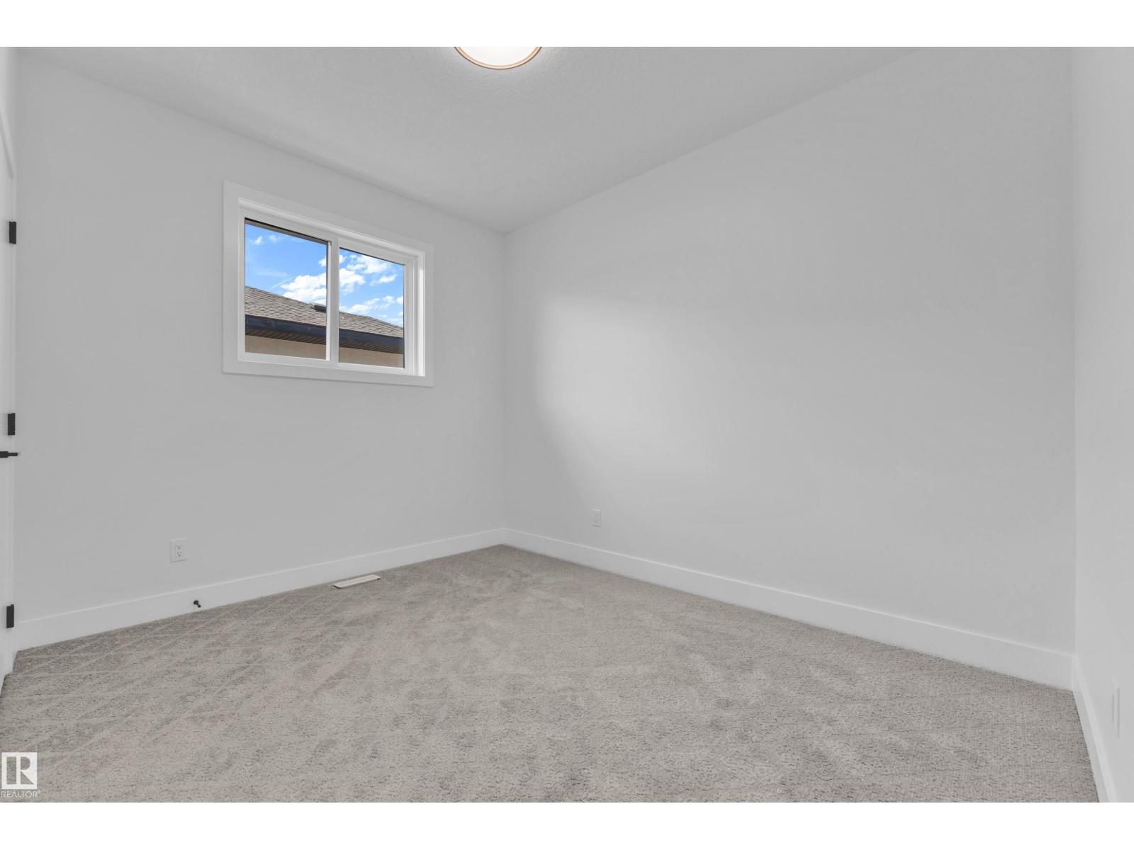 2631 64 AVE NE - 39