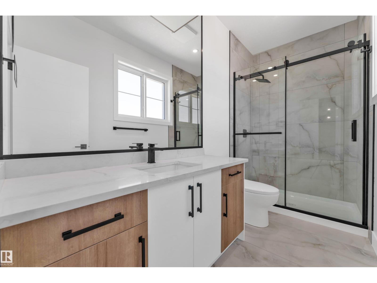 2631 64 AVE NE - 44