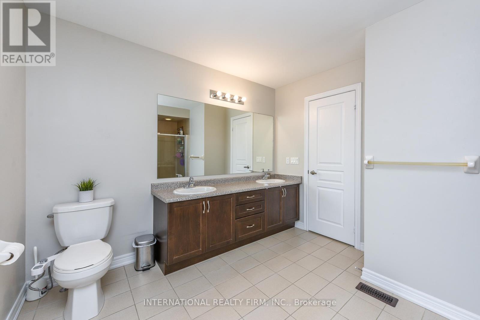 578 DOUGALL AVENUE - 22