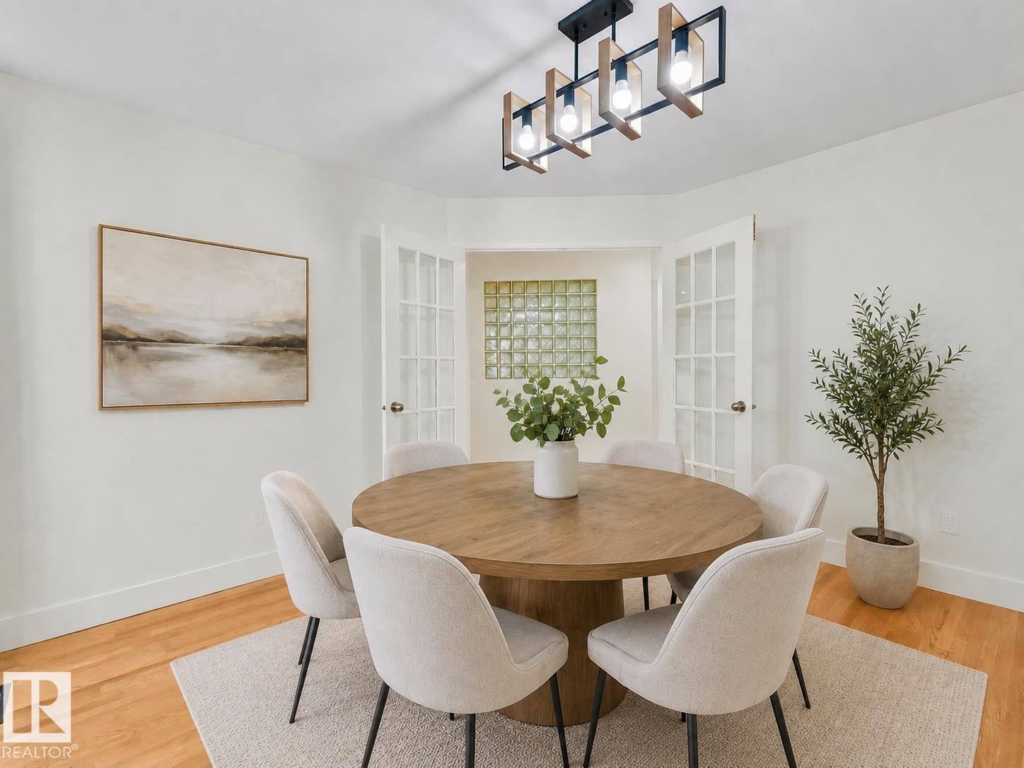 9642 100 ST NW - 16