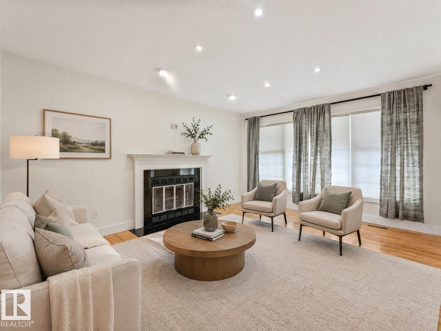 9642 100 ST NW - 20