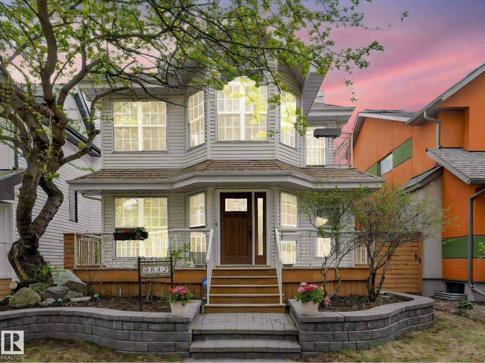 9642 100 ST NW - 1