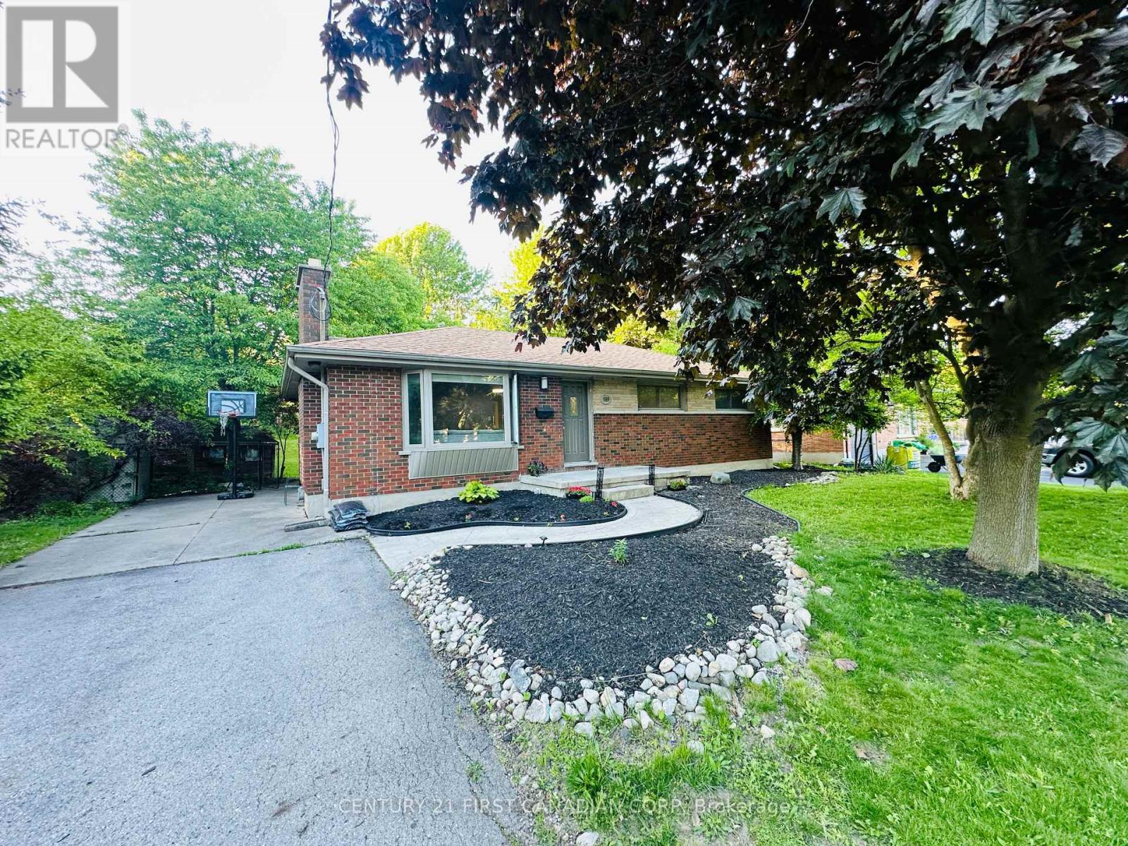 919 QUINTON ROAD - Image 2