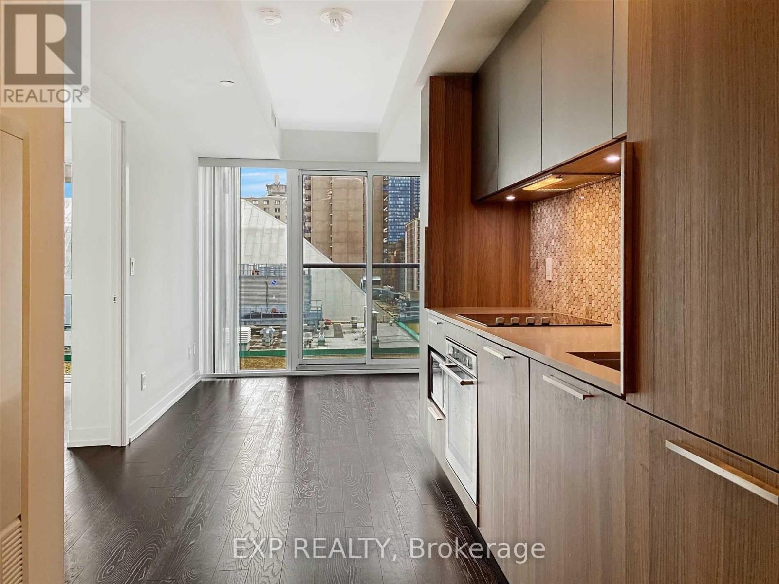 Listing photo of 1105 - 85 WOOD STREET