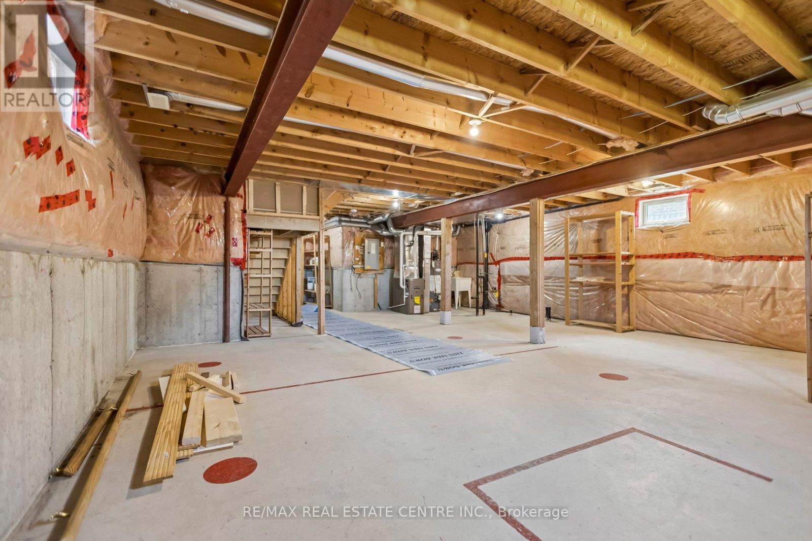 125 FLAHERTY DRIVE - 40