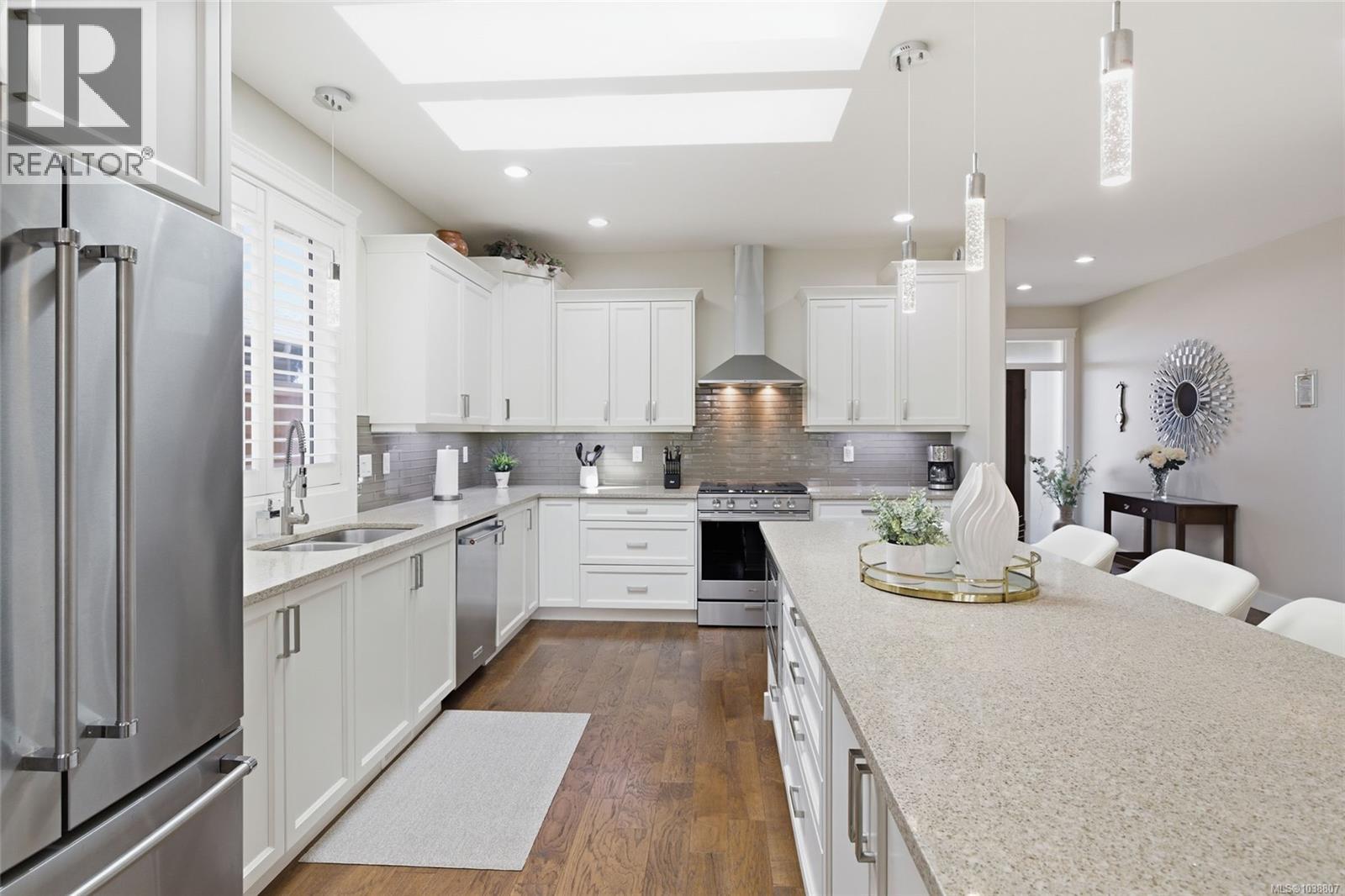 158 Skylark Ave - 11