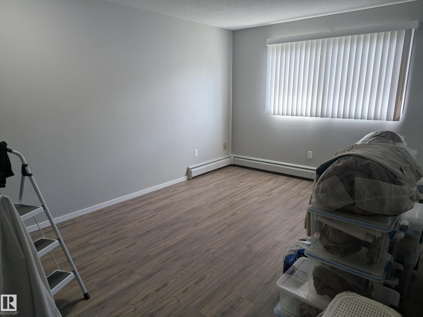#1,2,3,4 10623 68 AV NW — photo 13