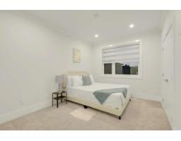 17849 E Barnston Drive, Surrey, BC V4N6T4 Photo 22