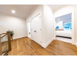 17849 E Barnston Drive, Surrey, BC V4N6T4 Photo 9