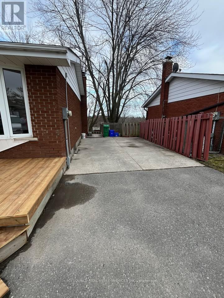 163 HERBERT STREET - 19