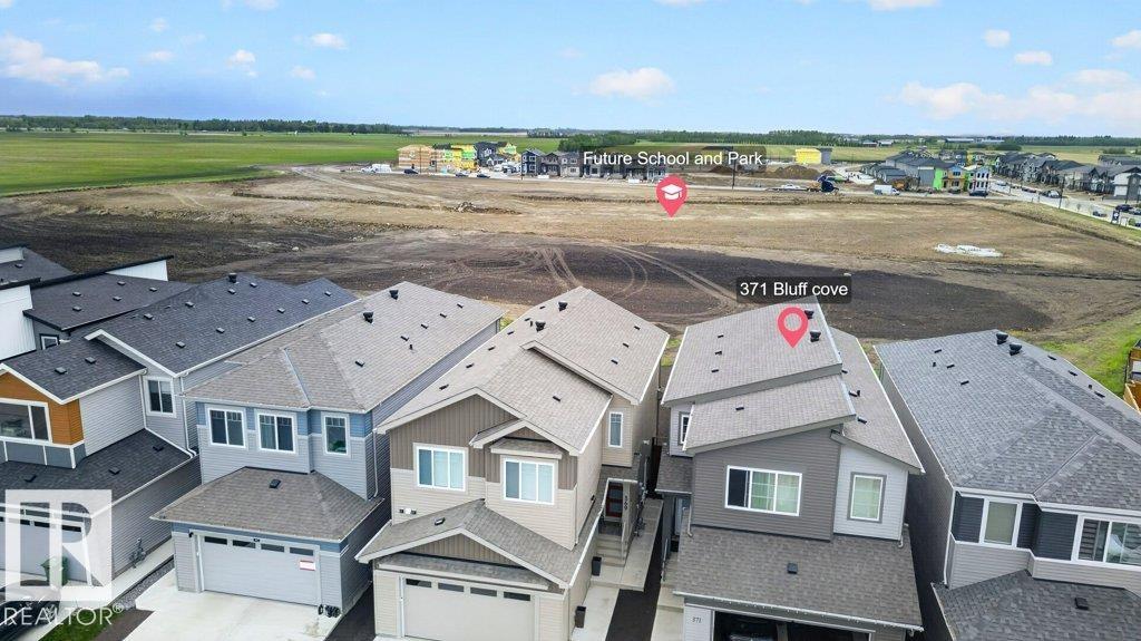 371 Bluff CV - 34