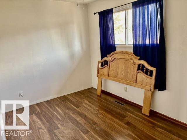 5206 51AVE - 12
