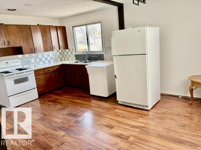 5206 51AVE - 3