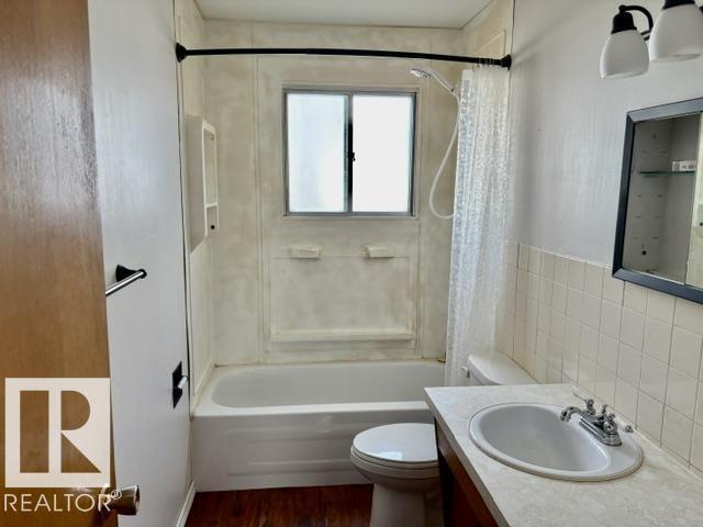 5206 51AVE - 11