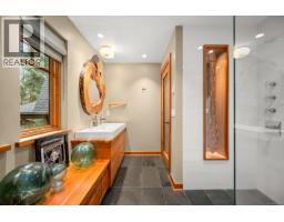 1257 Lynn Rd, Tofino, BC V0R2Z0 Photo 55