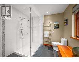 1257 Lynn Rd, Tofino, BC V0R2Z0 Photo 56