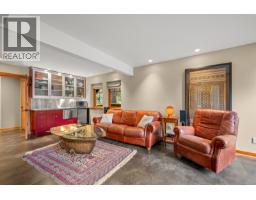 Family room - 1257 Lynn Rd, Tofino, BC V0R2Z0 Photo 6