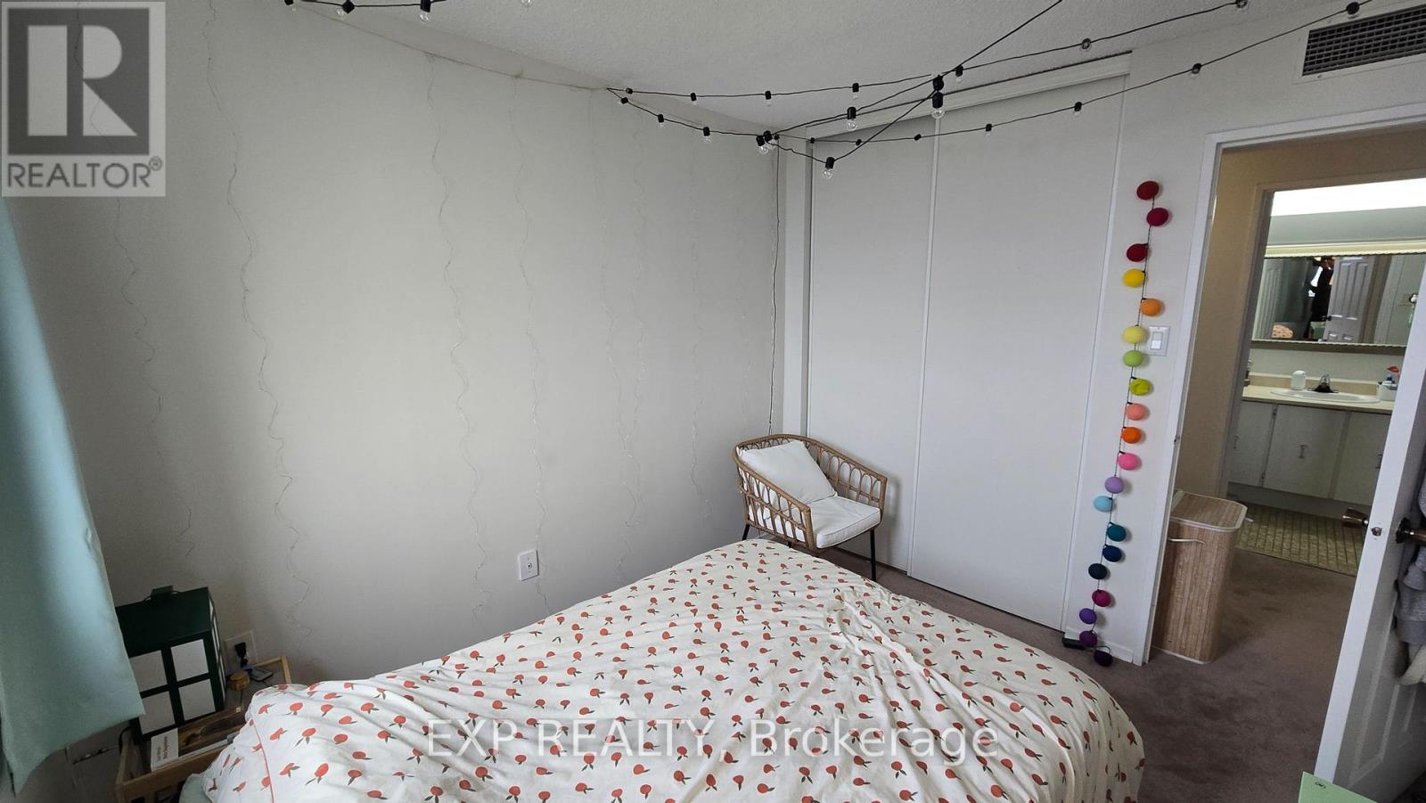 #1105 530 LAURIER AVENUE W - 15