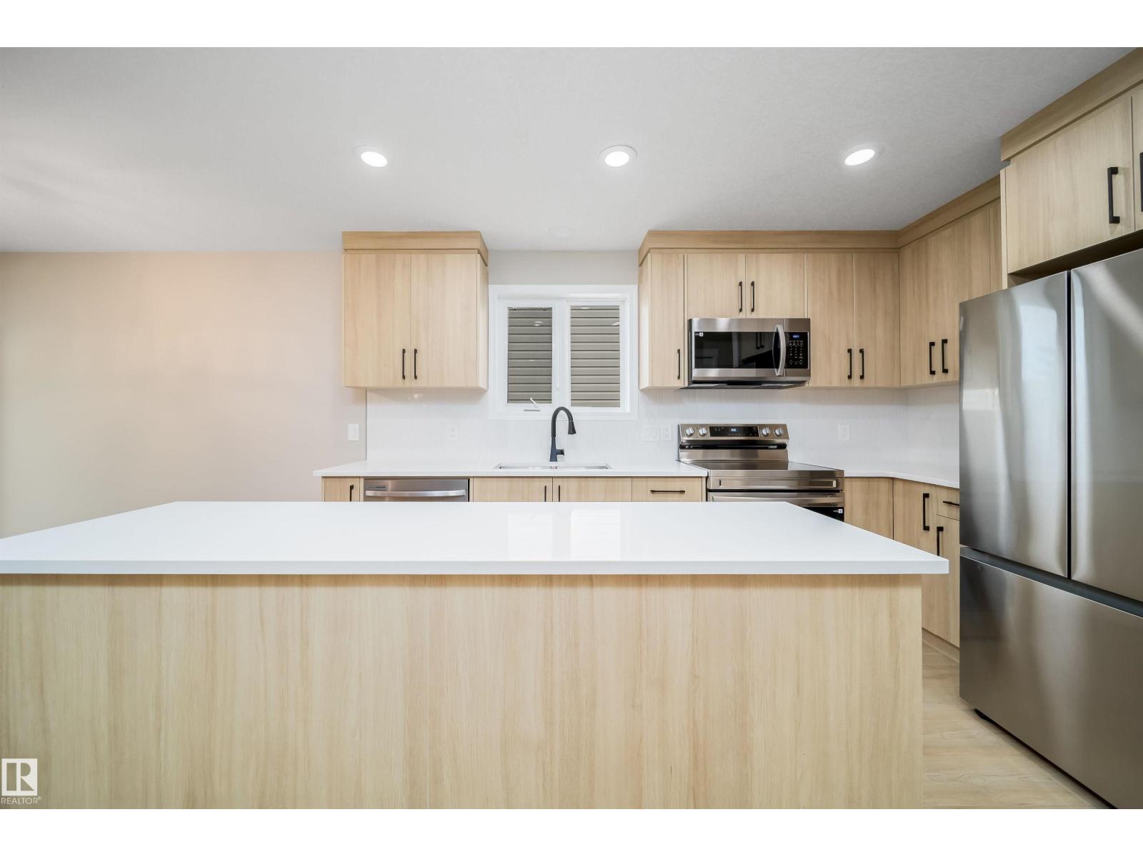 1212 ORMSBY LN NW - 10