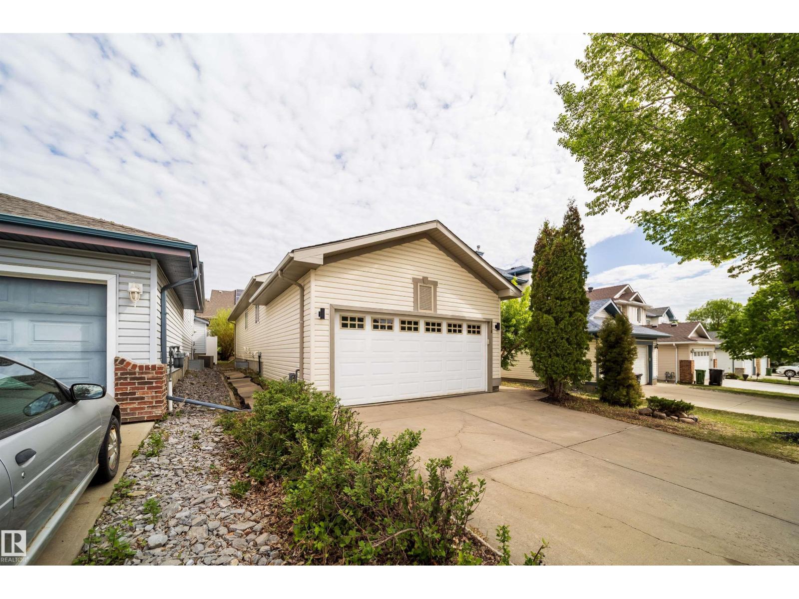 1212 ORMSBY LN NW - 28