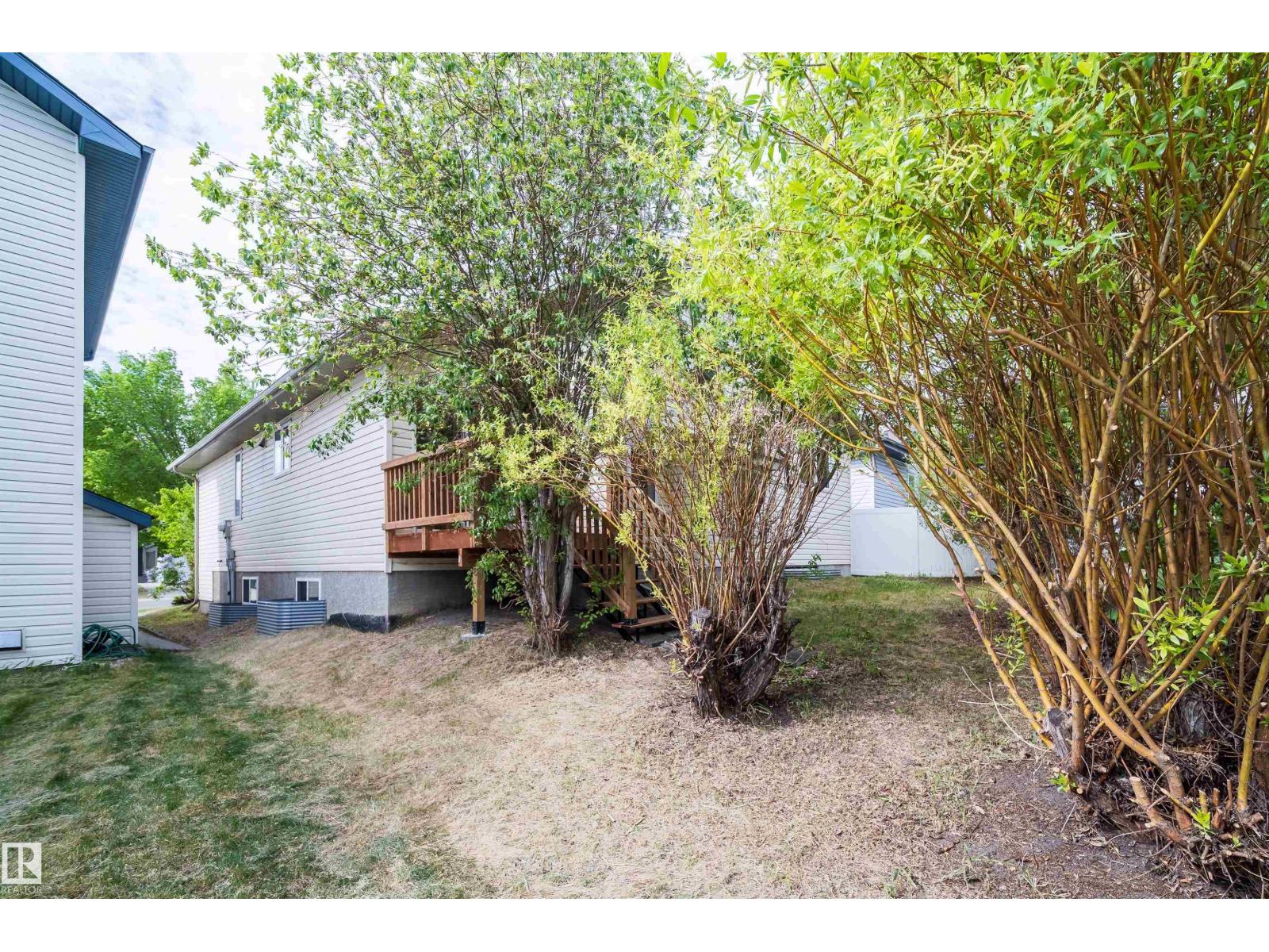 1212 ORMSBY LN NW - 31