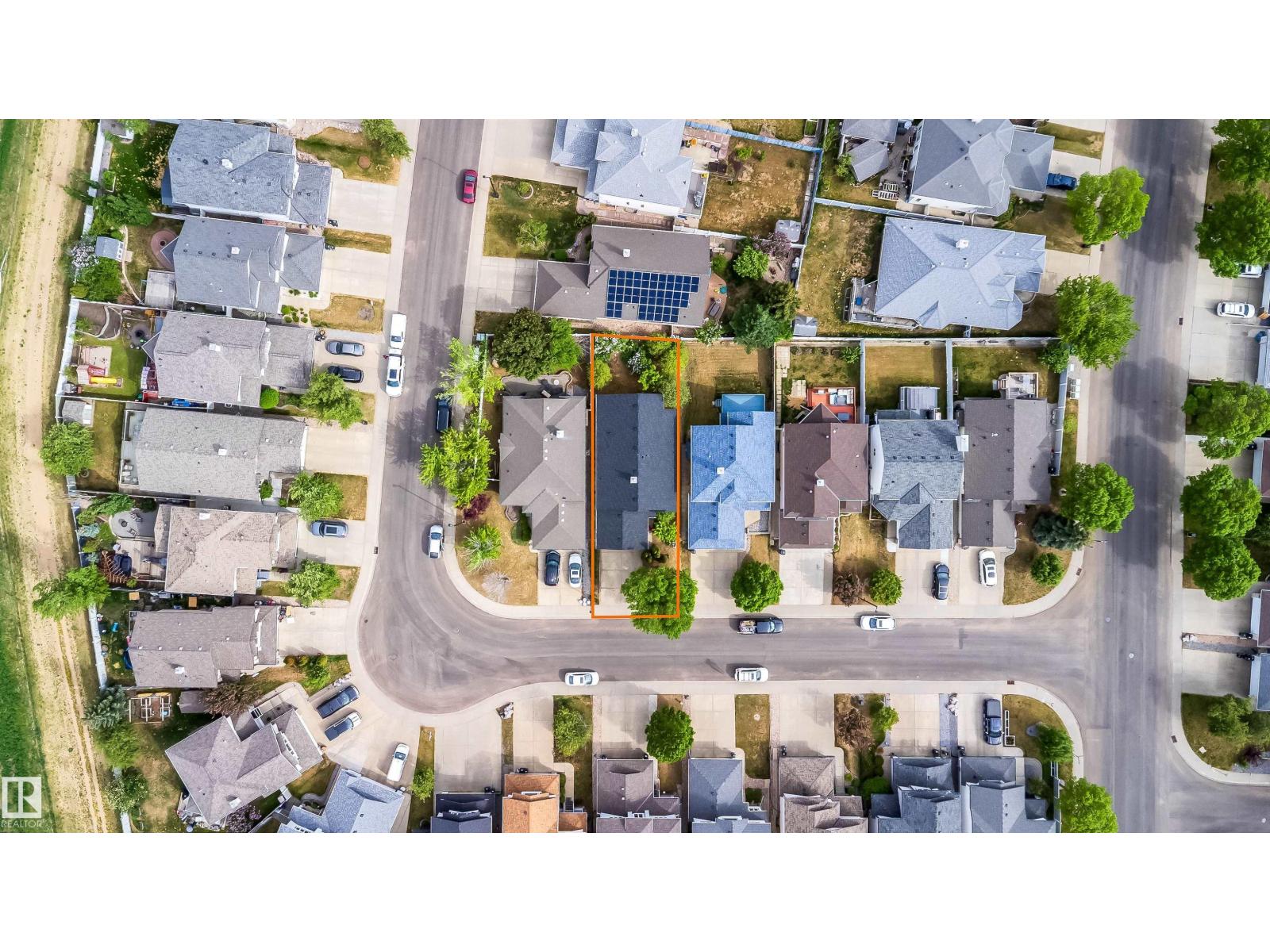 1212 ORMSBY LN NW - 35