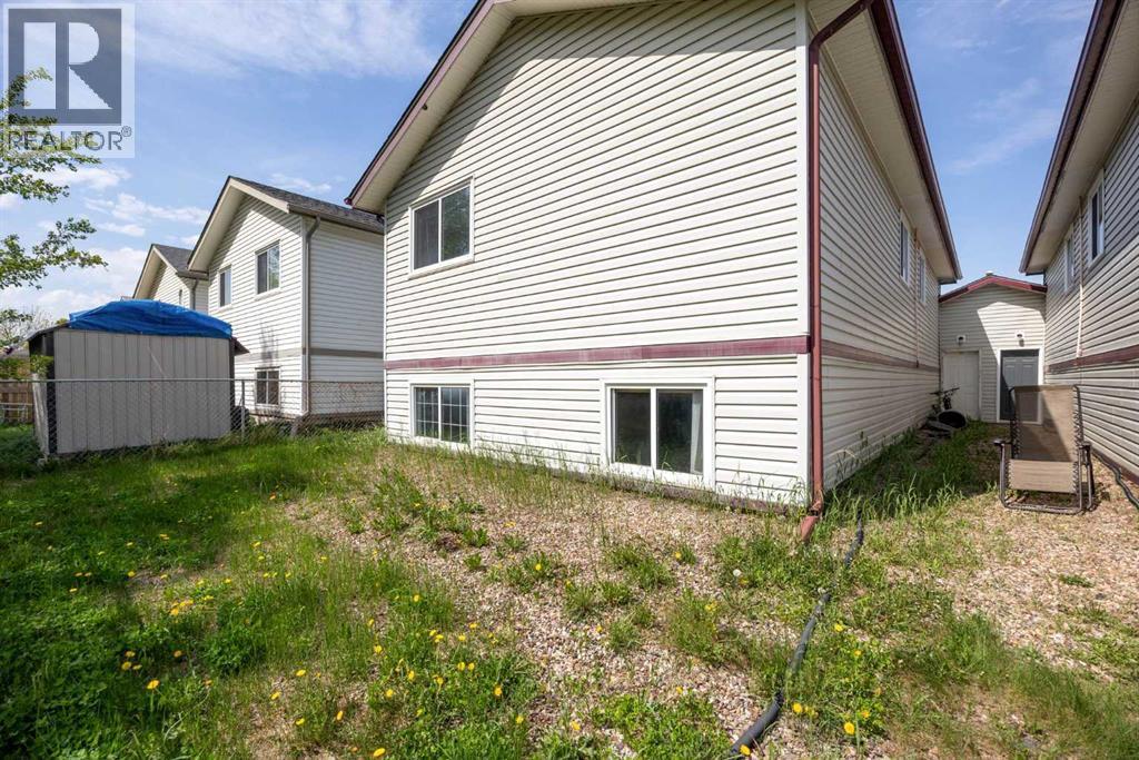 153 Leitner Gate, Fort McMurray