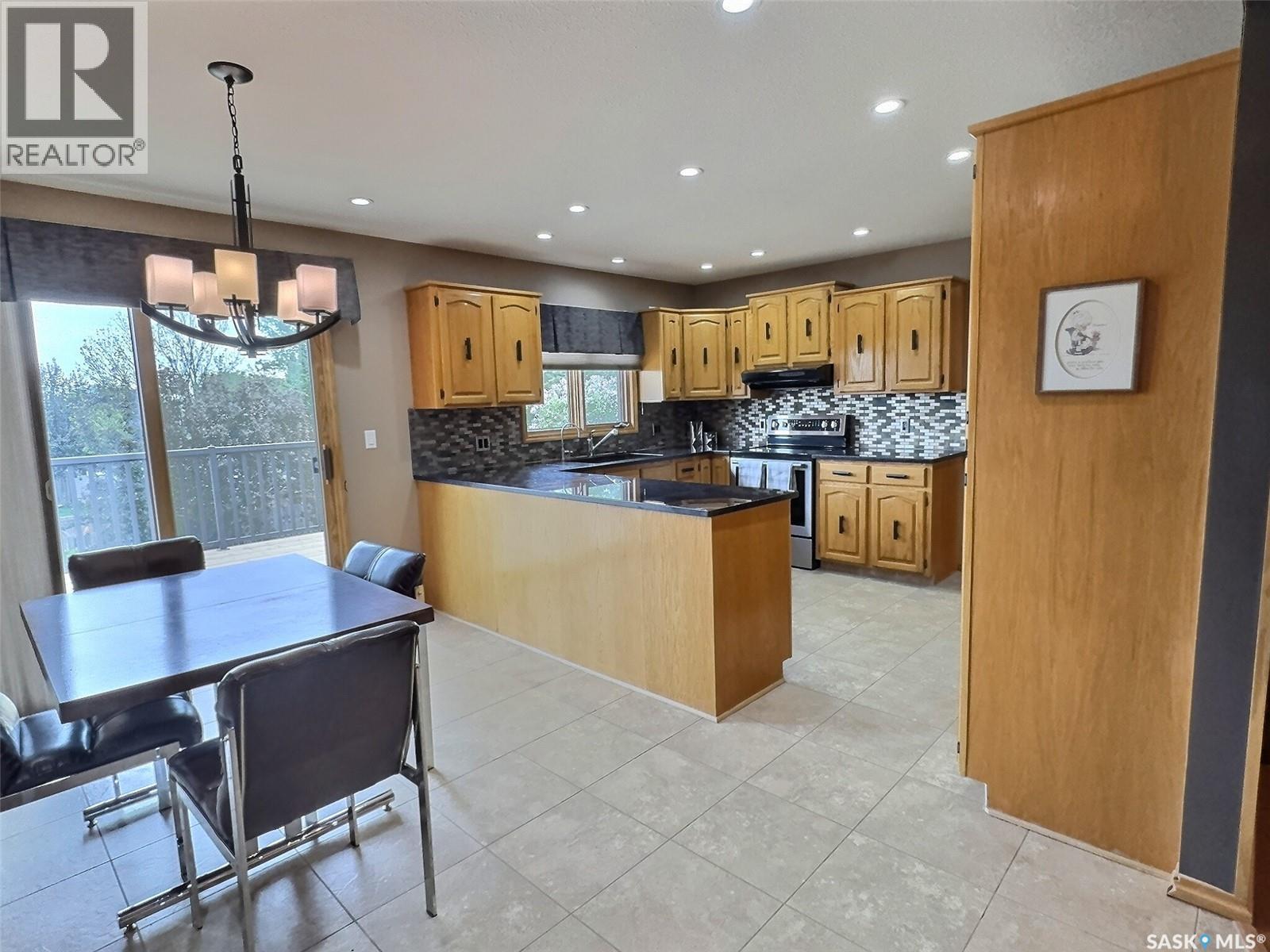 322 Spruce DRIVE — photo 15