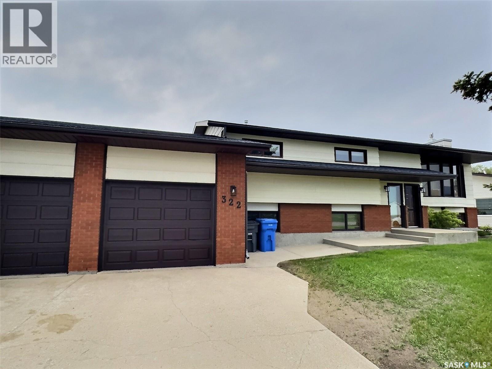 322 Spruce DRIVE - photo 2