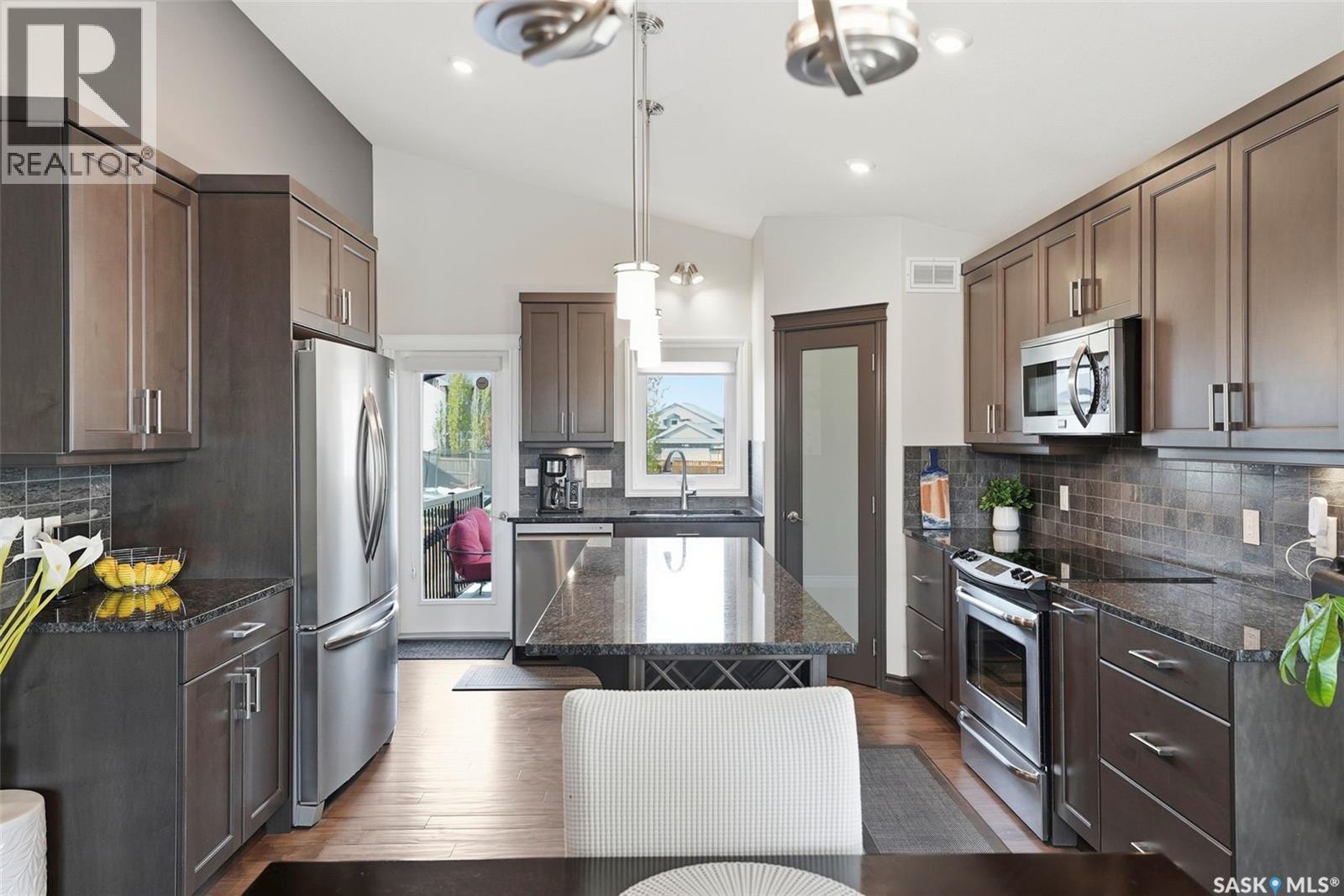 711 Sutter CRESCENT - 16