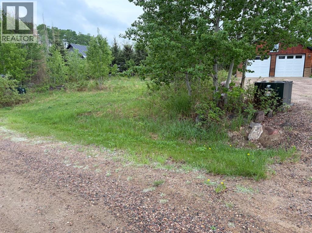207 Lakeview Dr