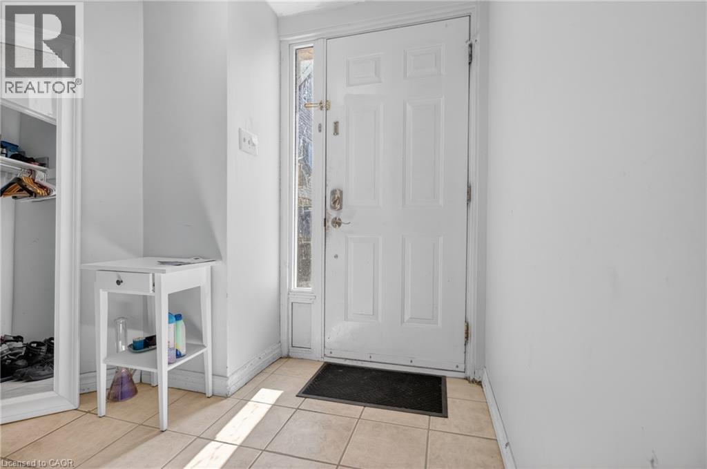 #37 60 ELMSDALE Drive - Image 2