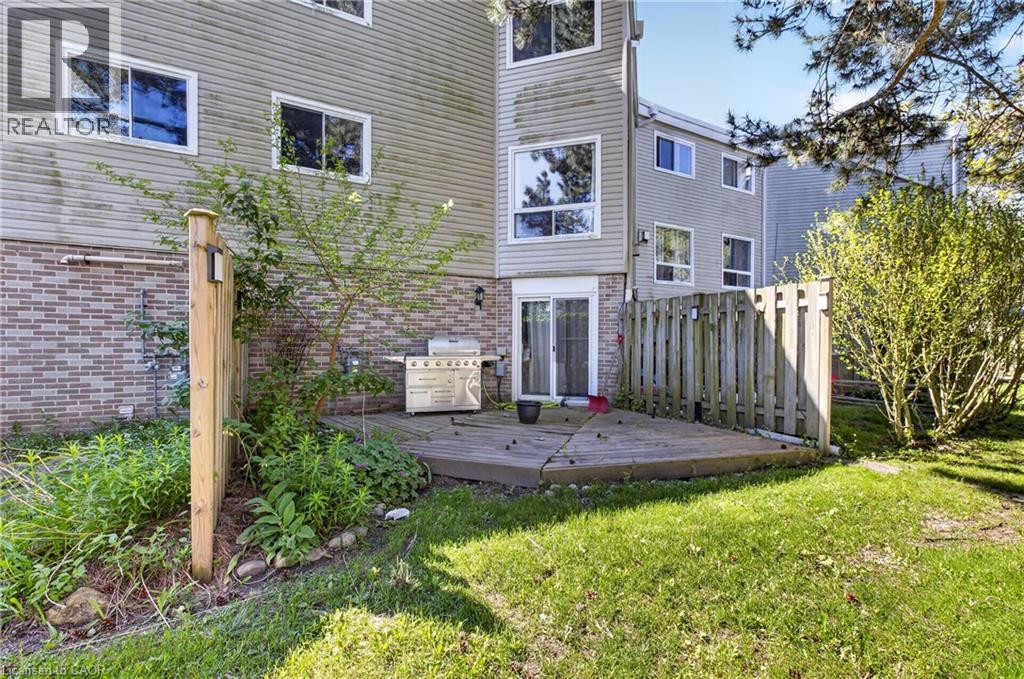 #37 60 ELMSDALE Drive - 25