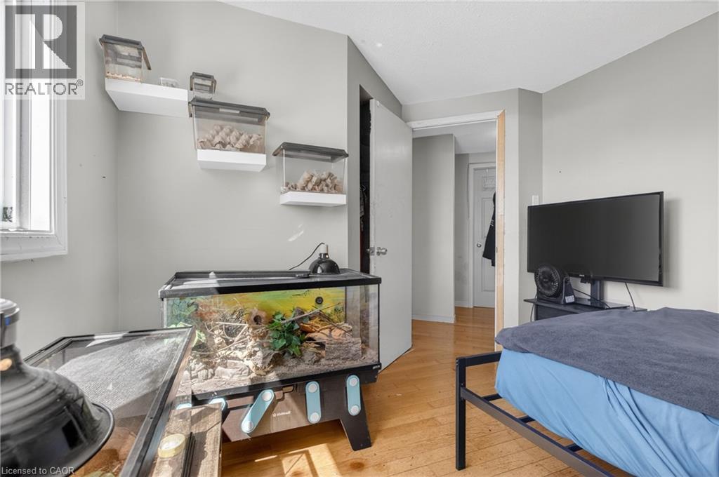 #37 60 ELMSDALE Drive - 31