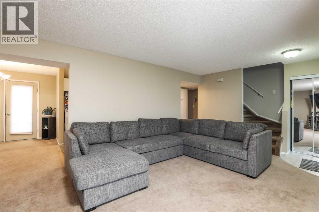 265 Sprague Way - 6