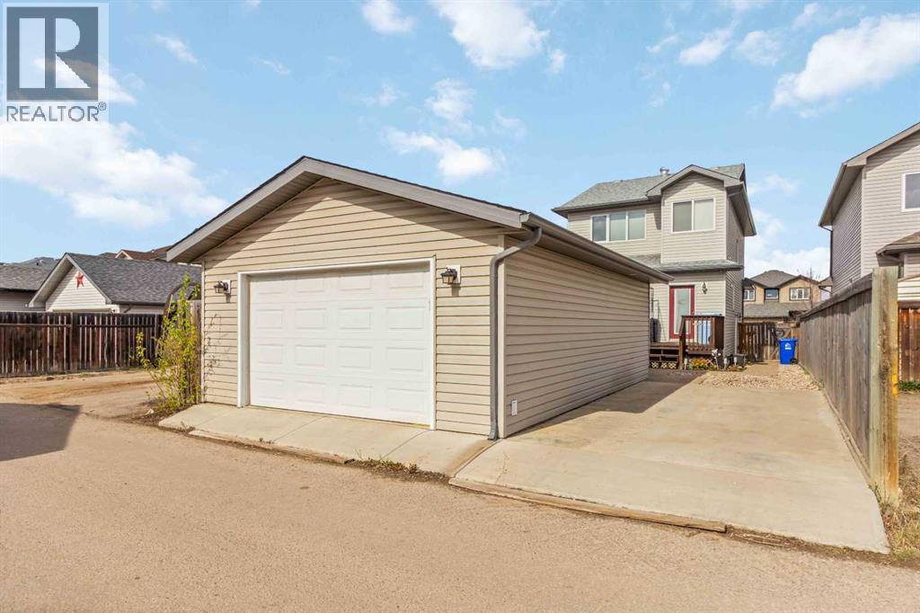 108 Chestnut Way, Fort McMurray